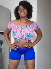 Thick Ebony Hairy Pussy Tease Pics