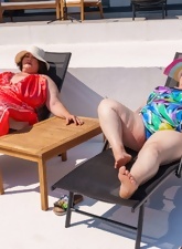 Busty Gilf Pussy Licked Outdoor Lesbian Pics