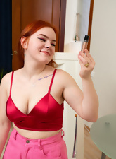 Redhead Babe Hairy Bush Nude Pics