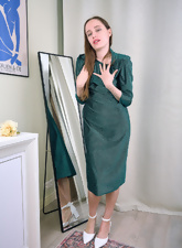 Skinny Brunette Hairy Pussy Strip Pics