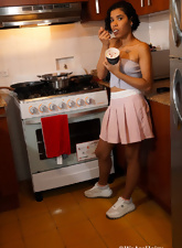 Hairy Latina Babe Nude Kitchen Gallery