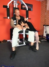 Hairy Milf Fucked Hard In Gym Gallery