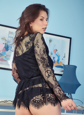 Hairy Brunette Mature Nude Photos