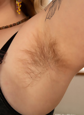 Plump Hairy Brunette Pussy Play Pics