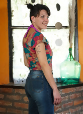 Tattooed Babe Hairy Pussy Tease Gallery