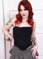 Redhead Solo Nude Pics With Hairy Pussy