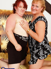 Saggy Tits Mature Milf Lesbian Dildo Gallery