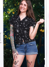 Tattooed Babe Outdoor Hairy Pussy Photos