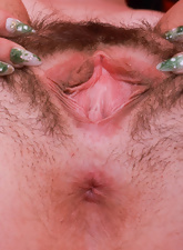 Juicy Hairy Pussy Solo