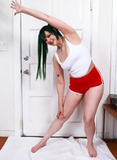 Nude Babe Hairy Pussy Spread Pose