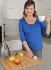 Mature Hairy Pussy Spread Pose Kitchen
